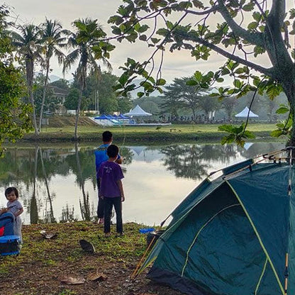 Camping Tent - Treasure@Taman Herba Gopeng (2 Adults 2 Kids)