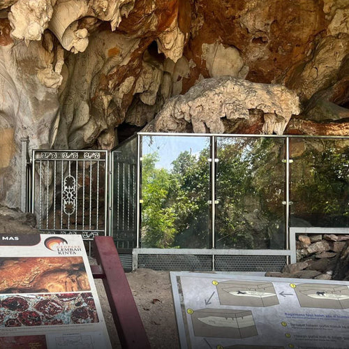 Naga Mas Cave