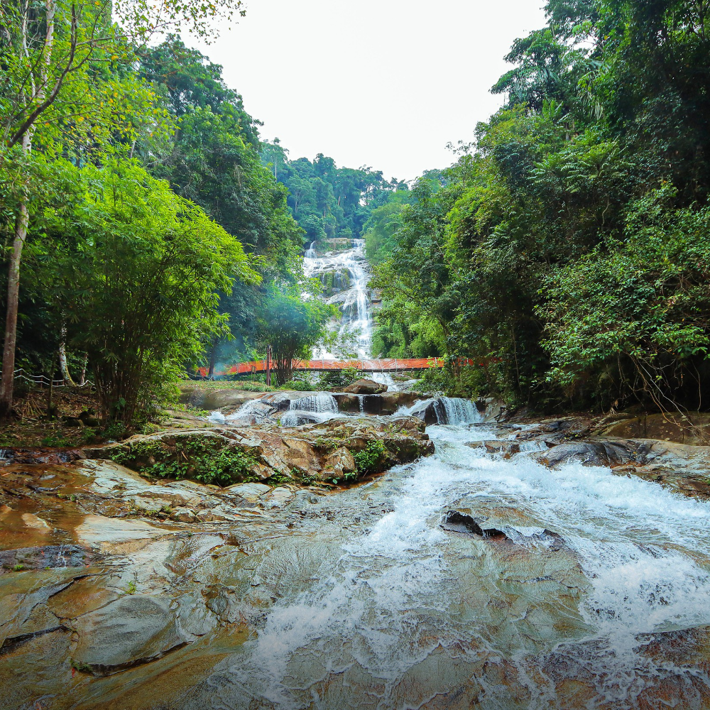 Lata Kinjang Waterfall, Chenderiang