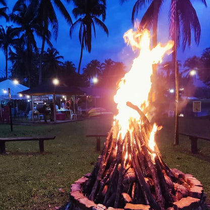 Camping Tent - Treasure@Taman Herba Gopeng (2 Adults 2 Kids)